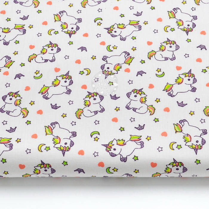 Ситец с разноцветными единорожками на белом, ширина 95 см, Разные цвета 
Ситец с разноцветными единорожками на белом, ширина 95 см, Разные цвета