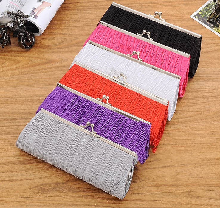 Элегантная сумочка клатч на цепочке