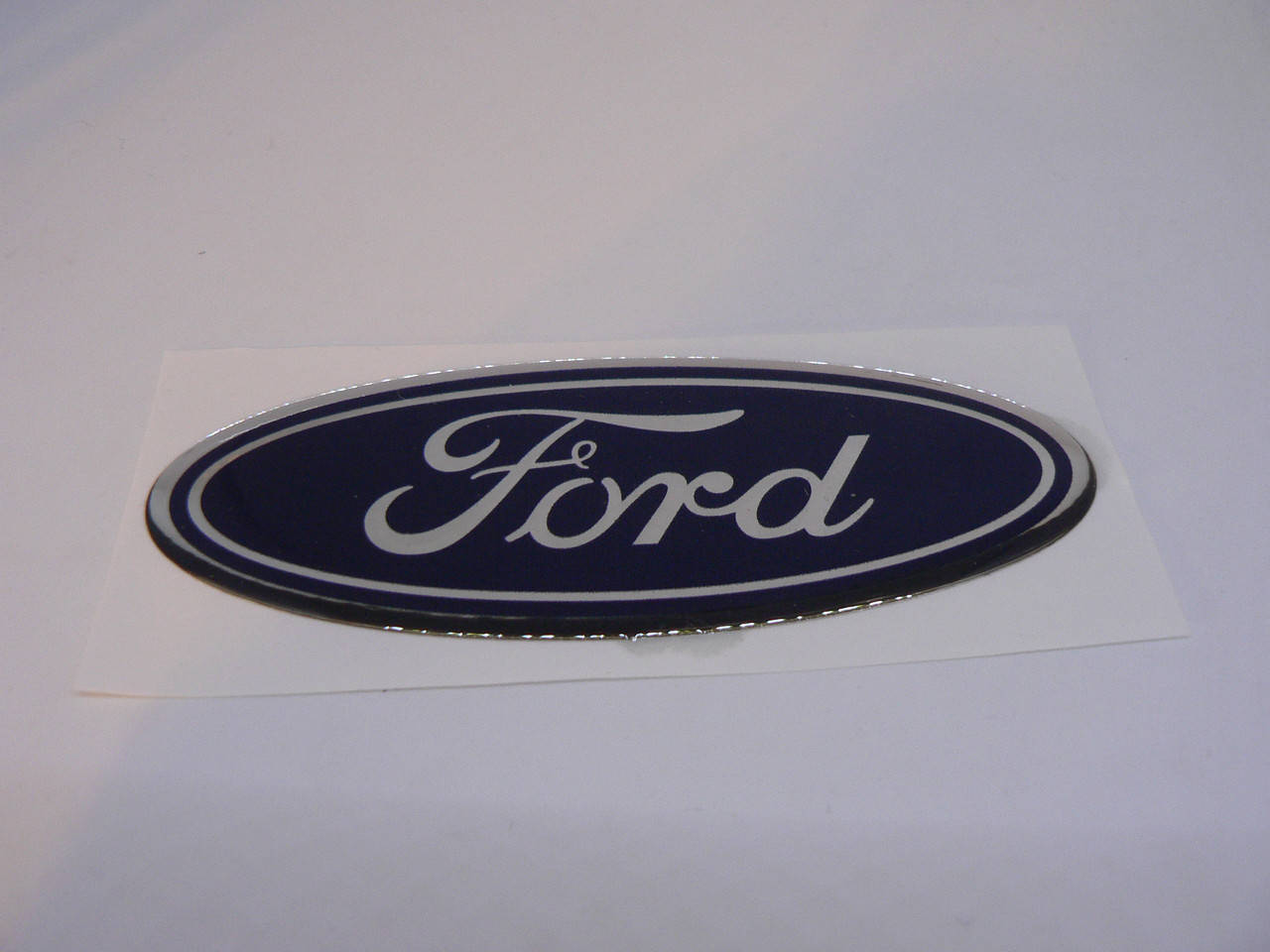 Наклейка s овал FORD 91.5х36.4х1мм силиконовая на клеевом слое жесткая эмблема на авто Форд, Синий
Наклейка s овал FORD 91.5х36.4х1мм силиконовая на клеевом слое жесткая эмблема на авто Форд, Синий