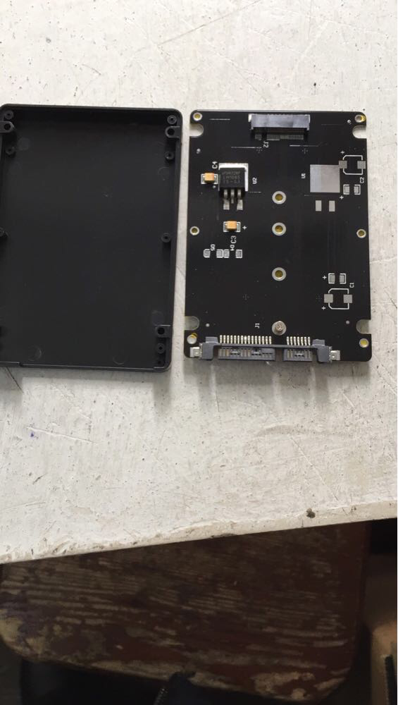 Переходник карман для установки SSD-накопителя M.2 (NGFF) Key B в отсек 2.5", M.2 на sata
Переходник карман для установки SSD-накопителя M.2 (NGFF) Key B в отсек 2.5", M.2 на sata