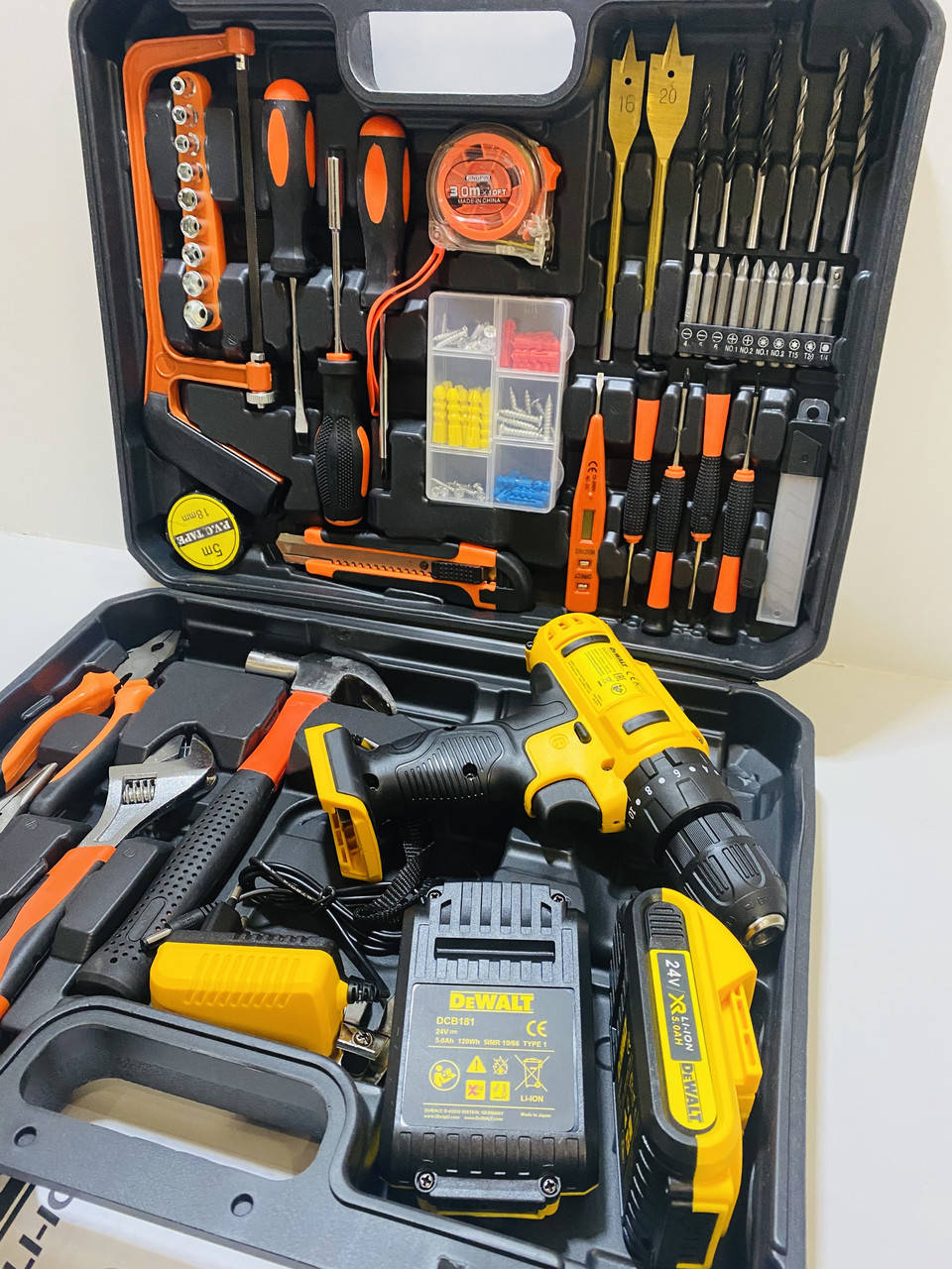 Набор! Ударный аккумуляторный шуруповерт Dewalt 24v 5.0a с большым набором инструмента, цена!
Набор! Ударный аккумуляторный шуруповерт Dewalt 24v 5.0a с большым набором инструмента, цена!