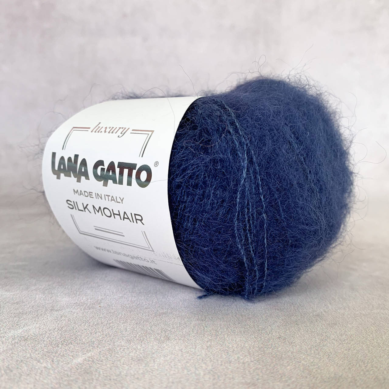 Lana Gatto SILK MOHAIR № 6035 темно-синий (Лана Гатто Силк Мохер)(Пряжа шелк мохер, нитки для вязания)
Lana Gatto SILK MOHAIR № 6035 темно-синий (Лана Гатто Силк Мохер)(Пряжа шелк мохер, нитки для вязания)