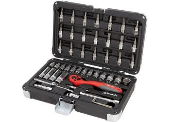 Набор инструмента, 1/4", CR-V, S2,усиленный кейс, 47 предм. MATRIX PROFESSIONAL 13550 135509
Набор инструмента, 1/4", CR-V, S2,усиленный кейс, 47 предм. MATRIX PROFESSIONAL 13550 135509