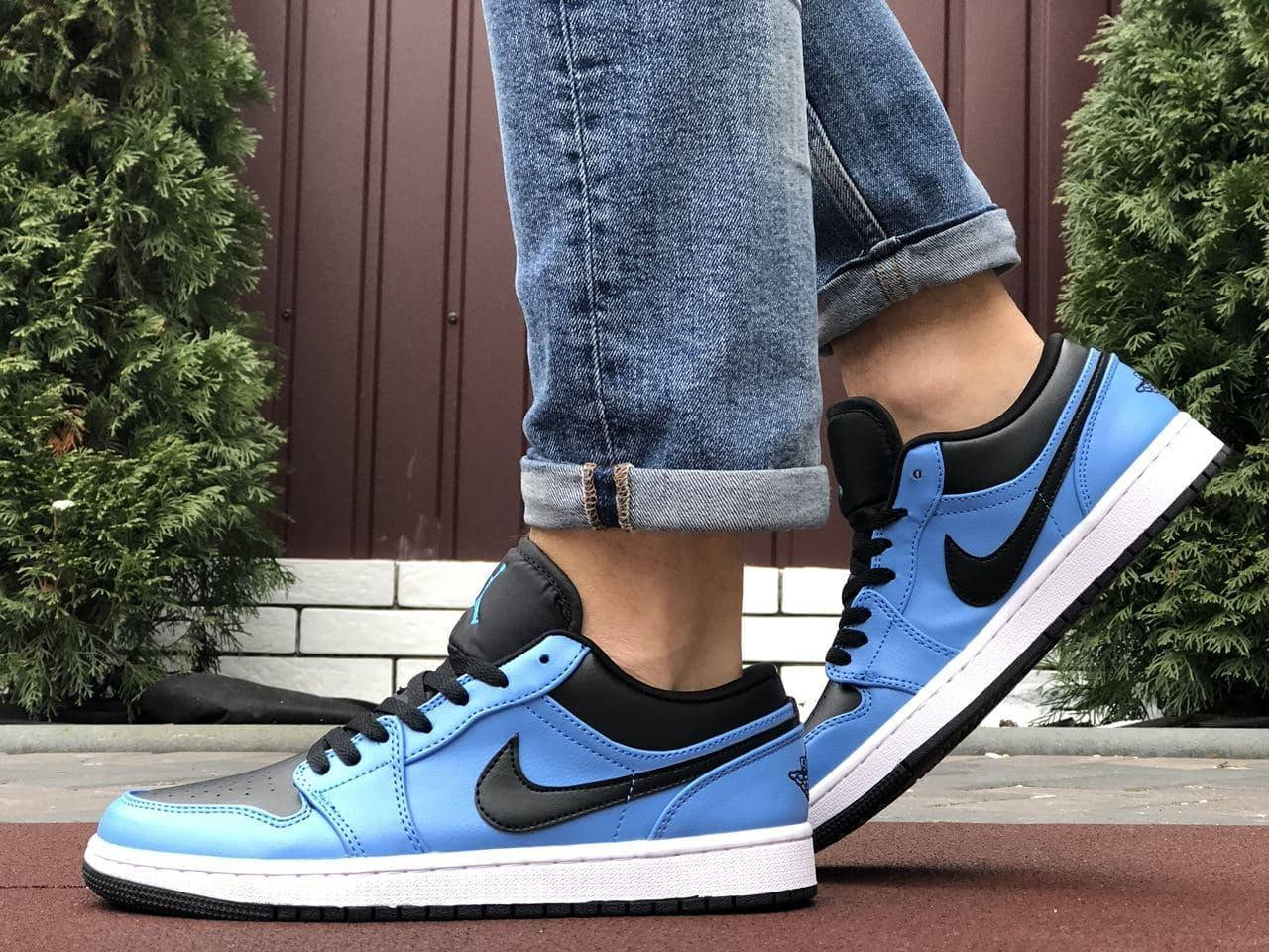Мужские кроссовки Nike Air Jordan 1 Low синие с черным , найк айр джордан лов 45, Синий
Мужские кроссовки Nike Air Jordan 1 Low синие с черным , найк айр джордан лов 45, Синий