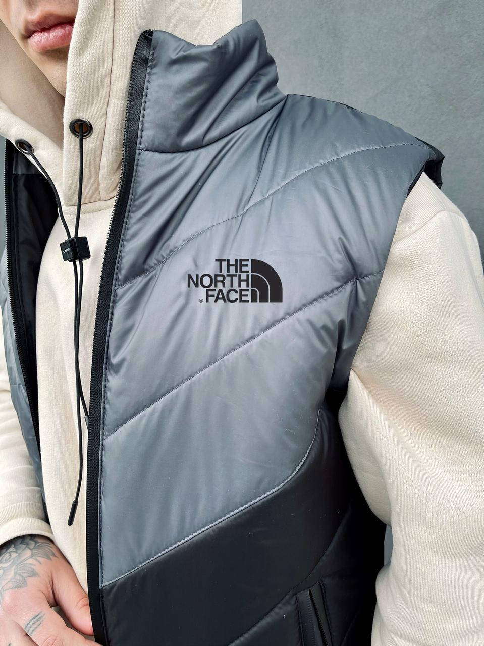 Безрукавка мужская The North Face серая осенняя весенняя | Жилетка мужская демисезонная Куртка спортивная ТНФ
Безрукавка мужская The North Face серая осенняя весенняя | Жилетка мужская демисезонная Куртка спортивная ТНФ