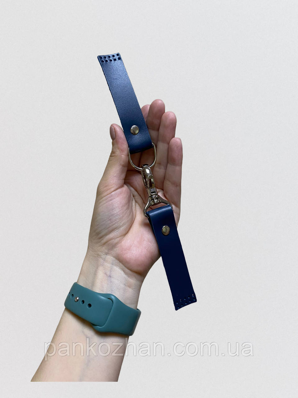 Внутреняя затяжка для рюкзака, сумки, натуральная кожа 2х10 см 
Внутреняя затяжка для рюкзака, сумки, натуральная кожа 2х10 см