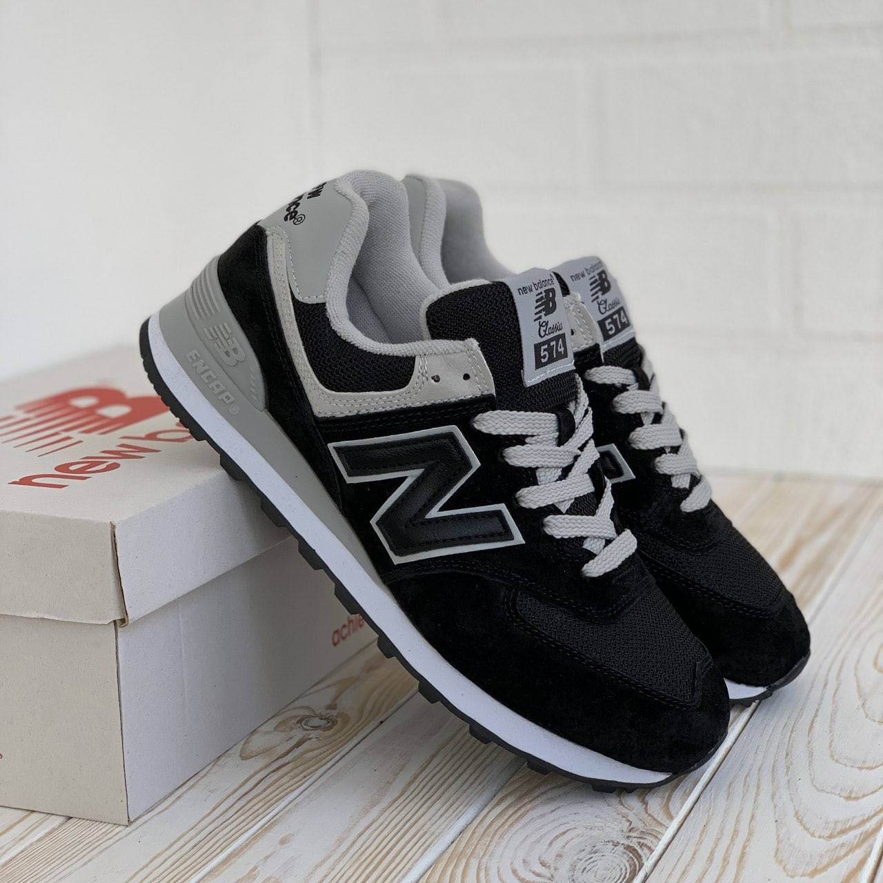 New Balance мужские демисезонные черные кроссовки на шнурках. Весенние мужские кожаные кроссы, Черный
New Balance мужские демисезонные черные кроссовки на шнурках. Весенние мужские кожаные кроссы, Черный