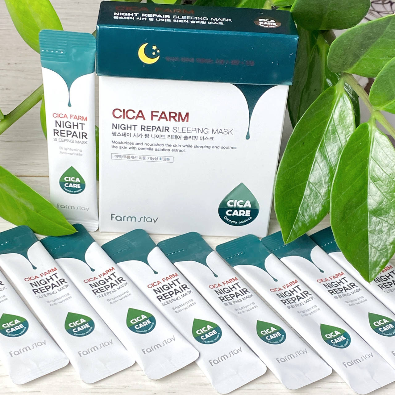 Восстанавливающая ночная маска Farmstay Cica Farm Night Repair Sleeping Mask с азиатской центеллой
Восстанавливающая ночная маска Farmstay Cica Farm Night Repair Sleeping Mask с азиатской центеллой