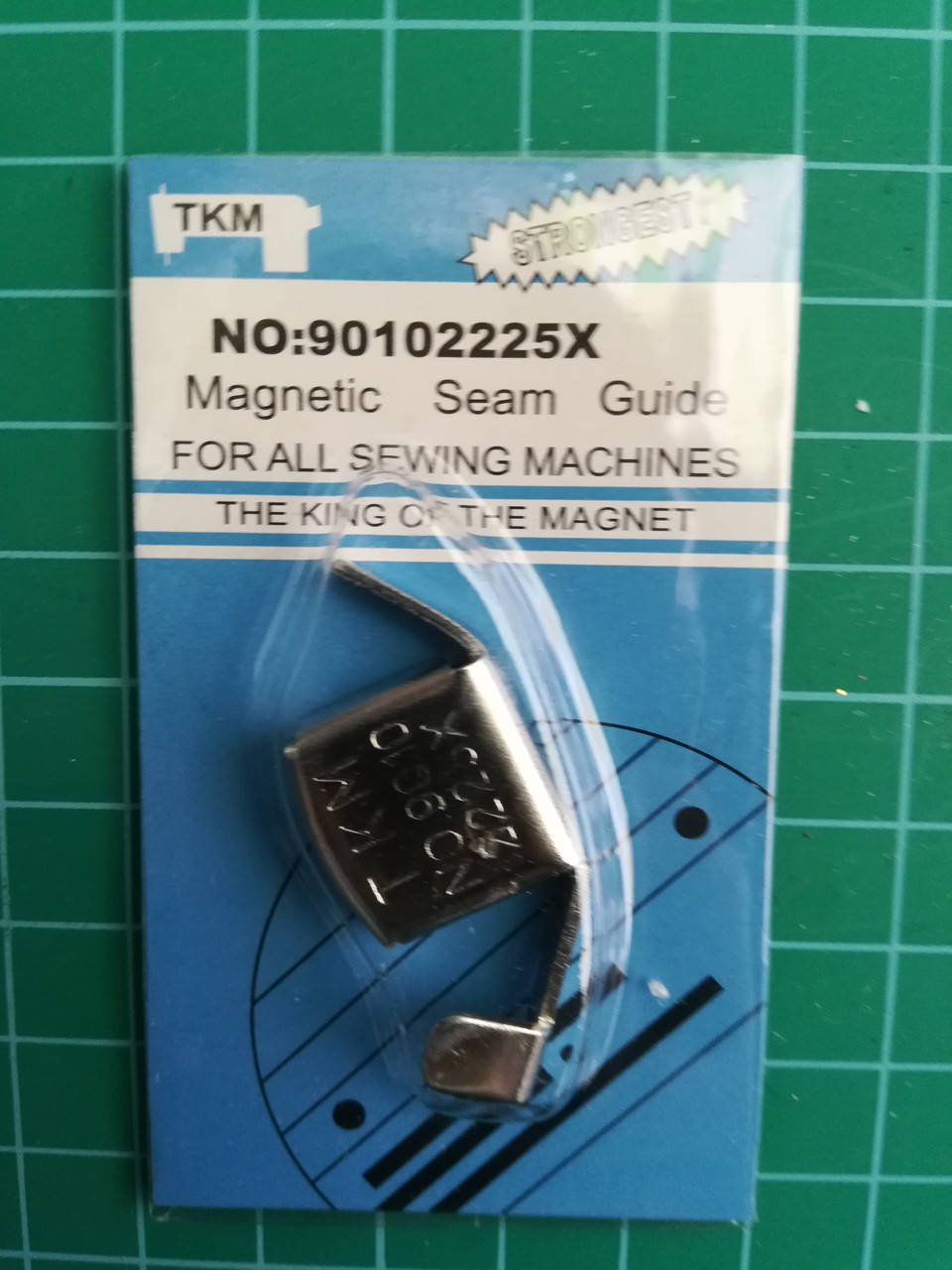 Линейка - магнит ограничительная для ровной строчки ч90102225Х
Линейка - магнит ограничительная для ровной строчки ч90102225Х