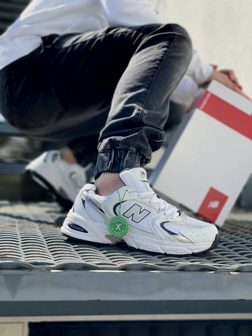 New Balance мужские летние белые кроссовки на шнурках. Летние мужские текстильные кроссы, Белый
New Balance мужские летние белые кроссовки на шнурках. Летние мужские текстильные кроссы, Белый