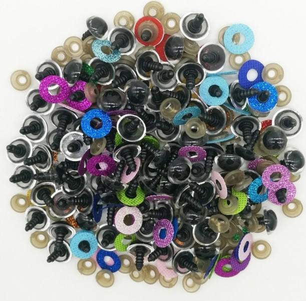 Глазки блестящие 16 мм (красные)
Глазки блестящие 16 мм (красные)