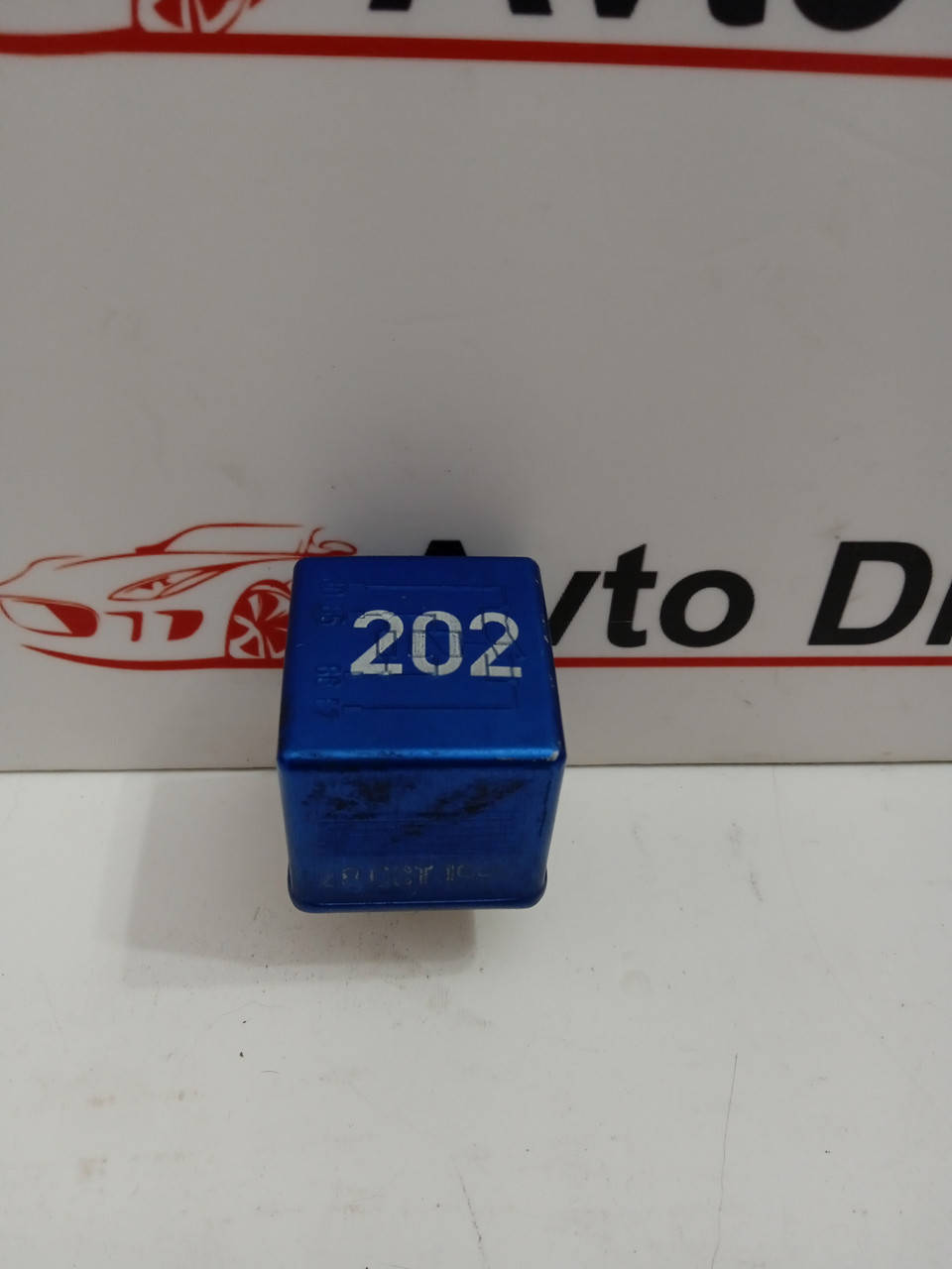 Реле свечей накала 202 8A0951253 Audi A6 C5 A4 B5 Volkswagen Passat B5 Golf Skoda Octavia Seat
Реле свечей накала 202 8A0951253 Audi A6 C5 A4 B5 Volkswagen Passat B5 Golf Skoda Octavia Seat
