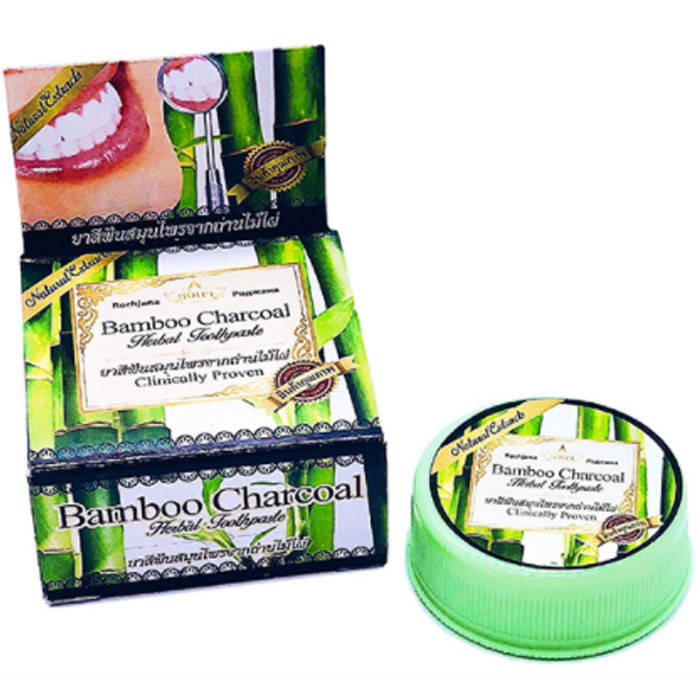 Тайская черная зубная паста с бамбуковым углем Rochjana Bamboo Charcoal Herbal Toothpaste
Тайская черная зубная паста с бамбуковым углем Rochjana Bamboo Charcoal Herbal Toothpaste