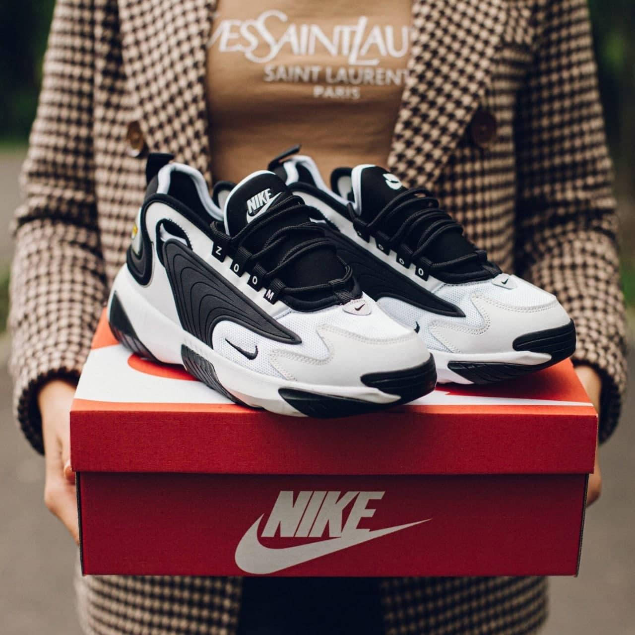 Nike Retro Zoom 2K черные с белым мужские демисезонные кроссовки. Осень/весна, мужские кожаные кроссовки. 42, Черно-белый
Nike Retro Zoom 2K черные с белым мужские демисезонные кроссовки. Осень/весна, мужские кожаные кроссовки. 42, Черно-белый
