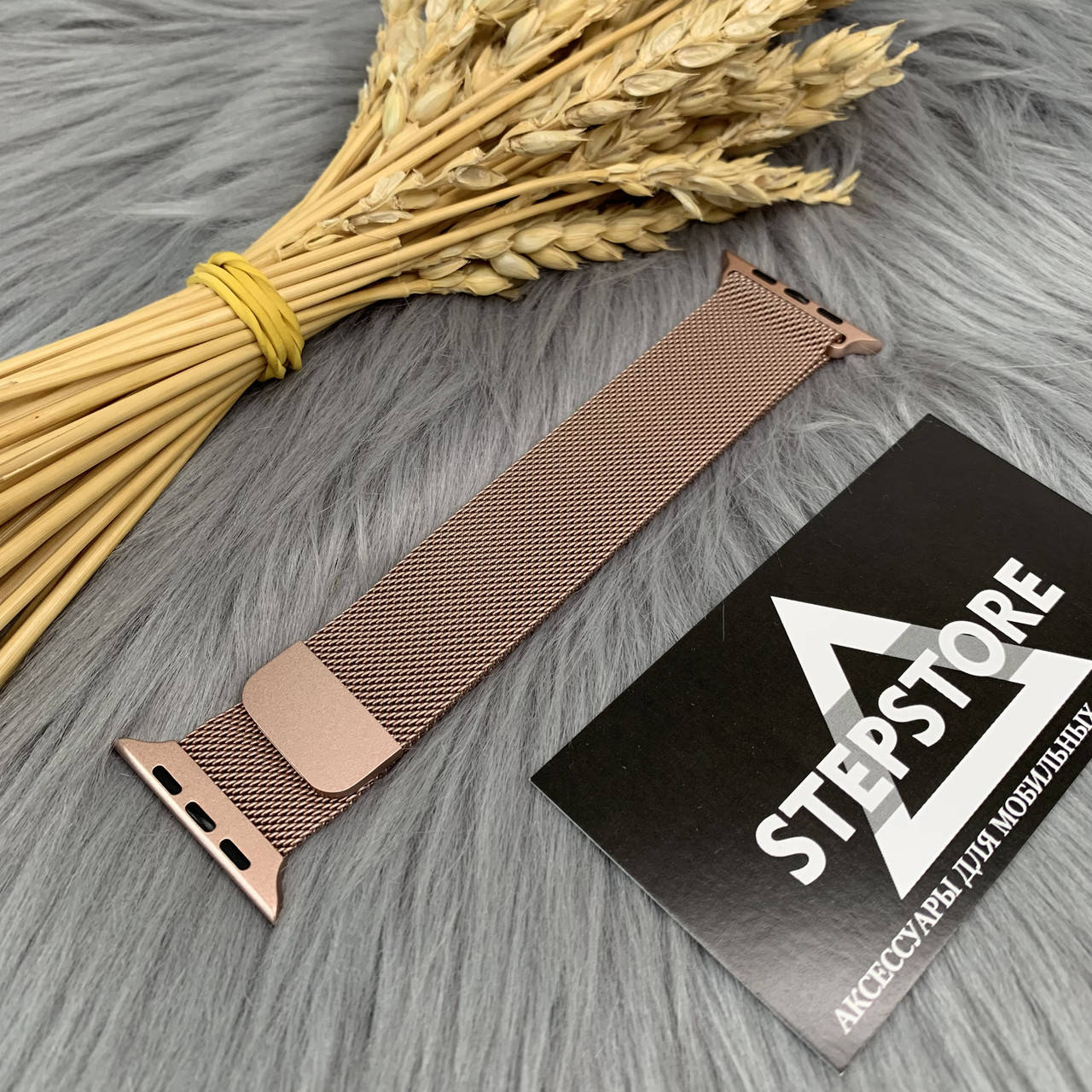 Ремешок миланская петля milanese loop для Apple watch 42 44 45 мм series 2 3 4 5 6 7 SE браслет мета 14. Pink gold
Ремешок миланская петля milanese loop для Apple watch 42 44 45 мм series 2 3 4 5 6 7 SE браслет мета 14. Pink gold