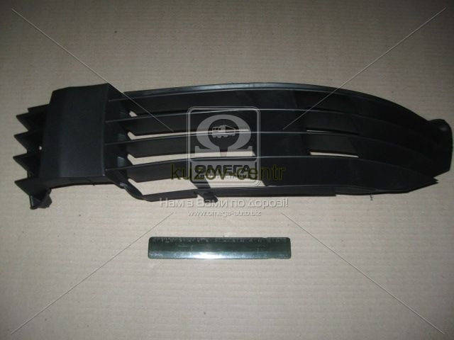 Решетка в бампер передний левая Volkswagen Passat (Фольксваген Пассат) B5 00-05 (пр-во TEMPEST)
Решетка в бампер передний левая Volkswagen Passat (Фольксваген Пассат) B5 00-05 (пр-во TEMPEST)