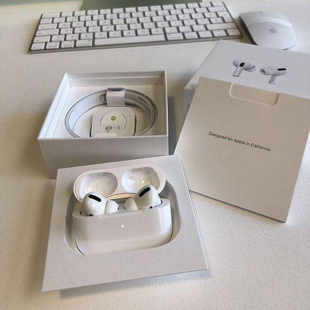 AirPods Pro Беспроводные Наушники Apple Bleutooth Гарнитура с чипом Airoha 1562А, Белый
AirPods Pro Беспроводные Наушники Apple Bleutooth Гарнитура с чипом Airoha 1562А, Белый