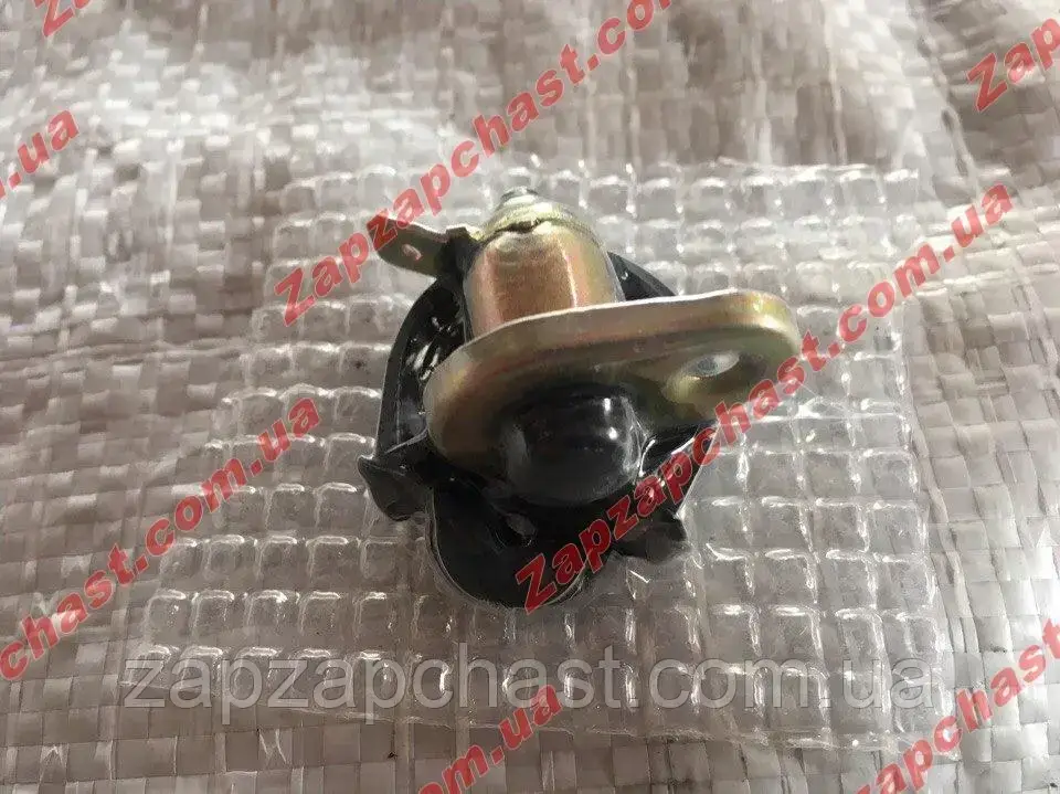 Кнопка концевик двери ваз 2101 2102 2103 2104 2105 2106 2107, 2108 2109 21099, заз 1102 1103 таврия славута
Кнопка концевик двери ваз 2101 2102 2103 2104 2105 2106 2107, 2108 2109 21099, заз 1102 1103 таврия славута