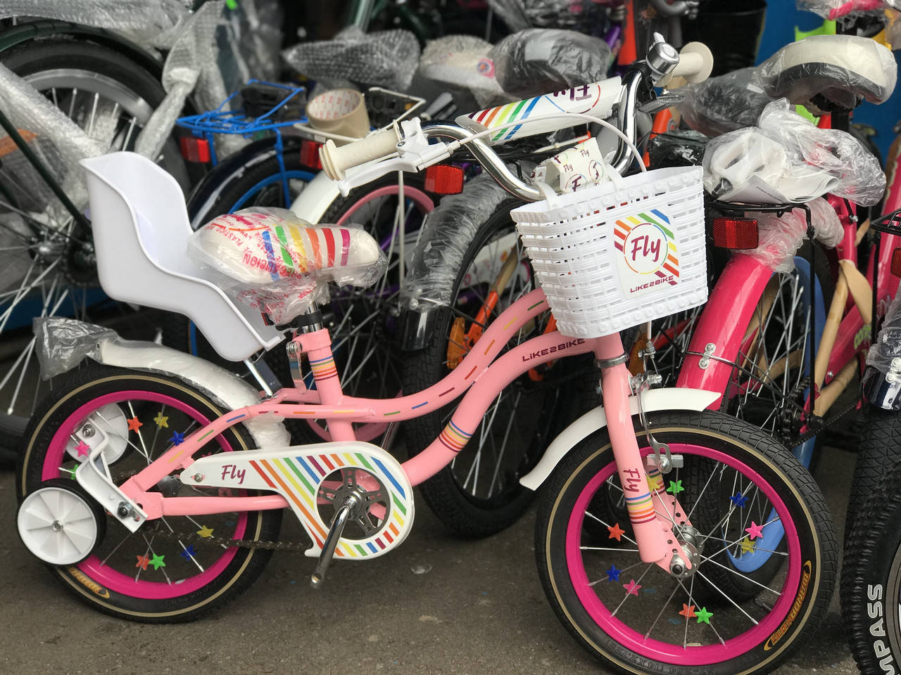 Велосипед 14" Like2bike Fly 201402, рожевий, рама сталь, з дзвінком, руч.гальма, збірка 75%
Велосипед 14" Like2bike Fly 201402, рожевий, рама сталь, з дзвінком, руч.гальма, збірка 75%