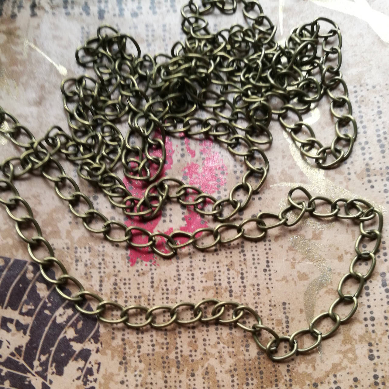 Ланцюжок, під бронзу, товщина дроту 0,9 мм, ланка 4,5х6,5 мм, 1 м 
Ланцюжок, під бронзу, товщина дроту 0,9 мм, ланка 4,5х6,5 мм, 1 м