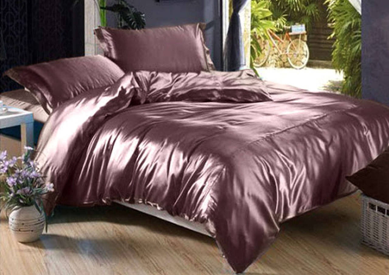 Шикарное атласное постельное белье "Лиловый закат", шелковый постельный комплект, Лиловый 
Шикарное атласное постельное белье "Лиловый закат", шелковый постельный комплект, Лиловый