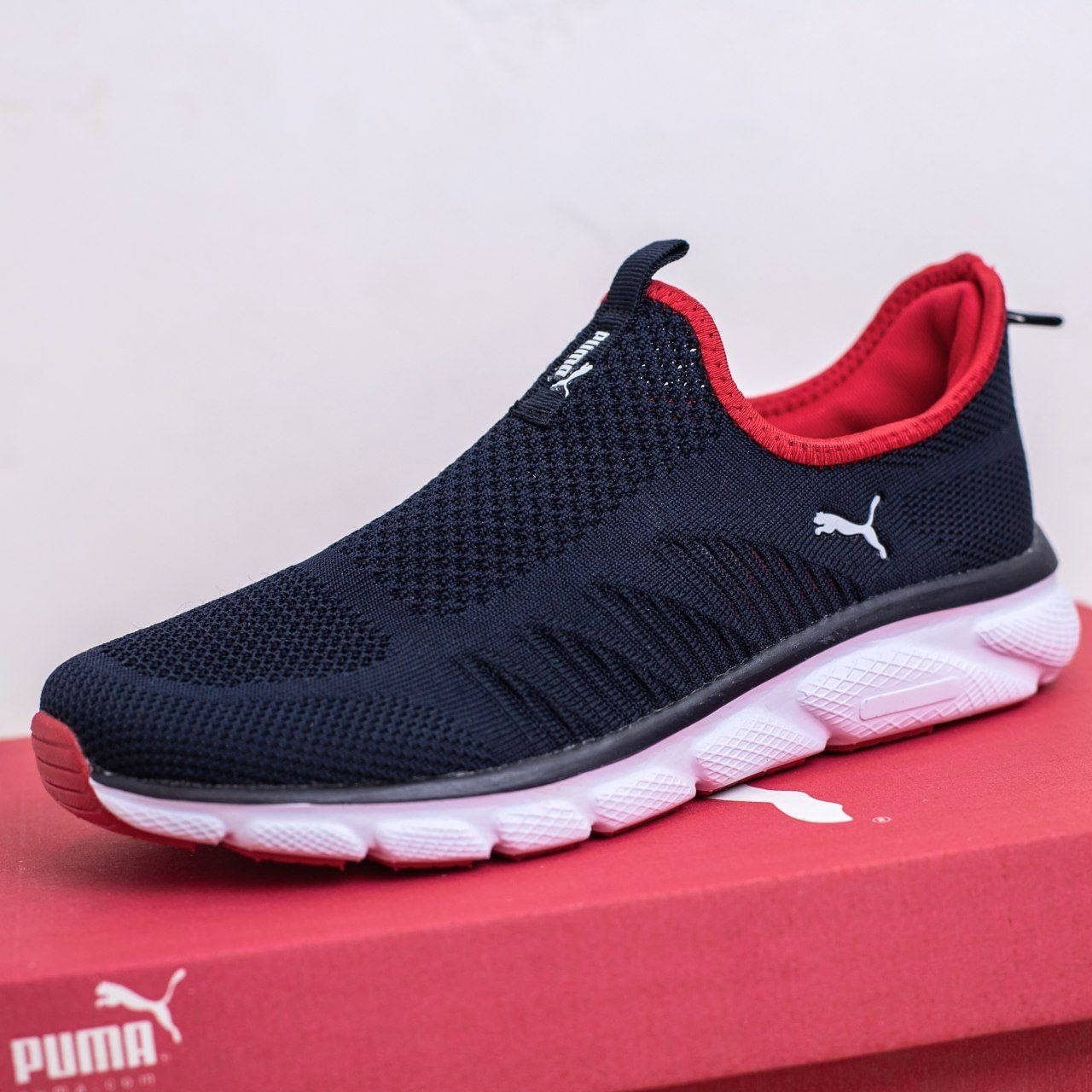 Puma мужские летние синие кроссовки на шнурках.Весенние мужские текстильные кроссы 42, Синий
Puma мужские летние синие кроссовки на шнурках.Весенние мужские текстильные кроссы 42, Синий