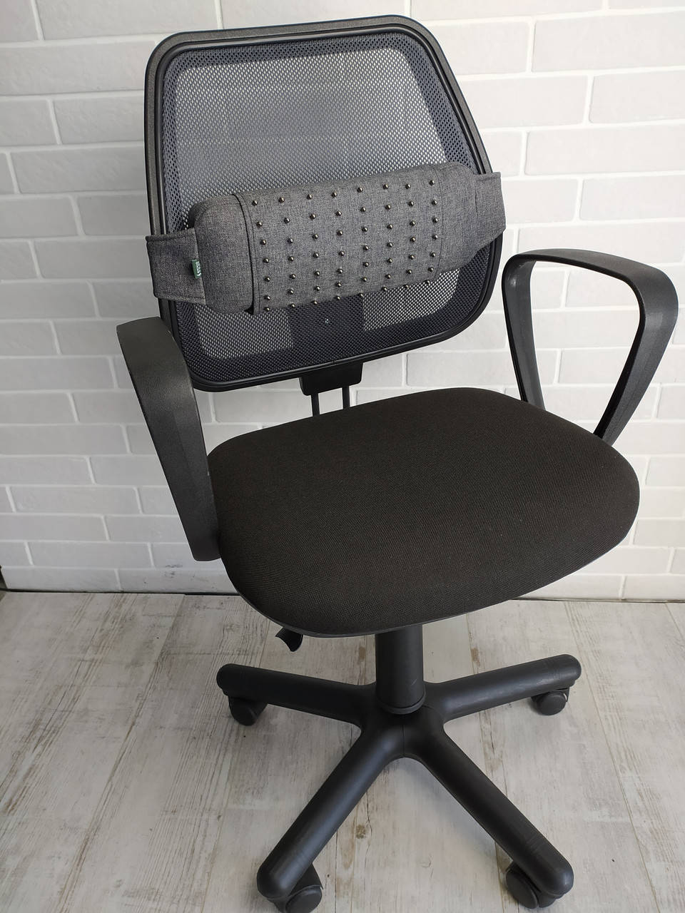 Ортопедическая подушка массажер EKKOSEAT под спину для офисного и компьютерного кресла. Универсальная
Ортопедическая подушка массажер EKKOSEAT под спину для офисного и компьютерного кресла. Универсальная