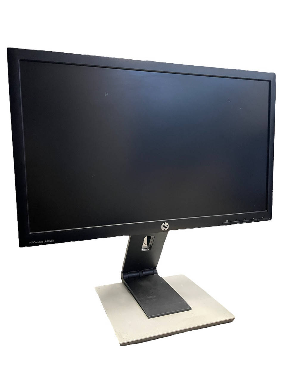 Монитор 23 "HP Compag LA2306x LED Full HD 1920 * 1080- (C)-((царапина на экране)-УЦЕНКА- Б/У
Монитор 23 "HP Compag LA2306x LED Full HD 1920 * 1080- (C)-((царапина на экране)-УЦЕНКА- Б/У
