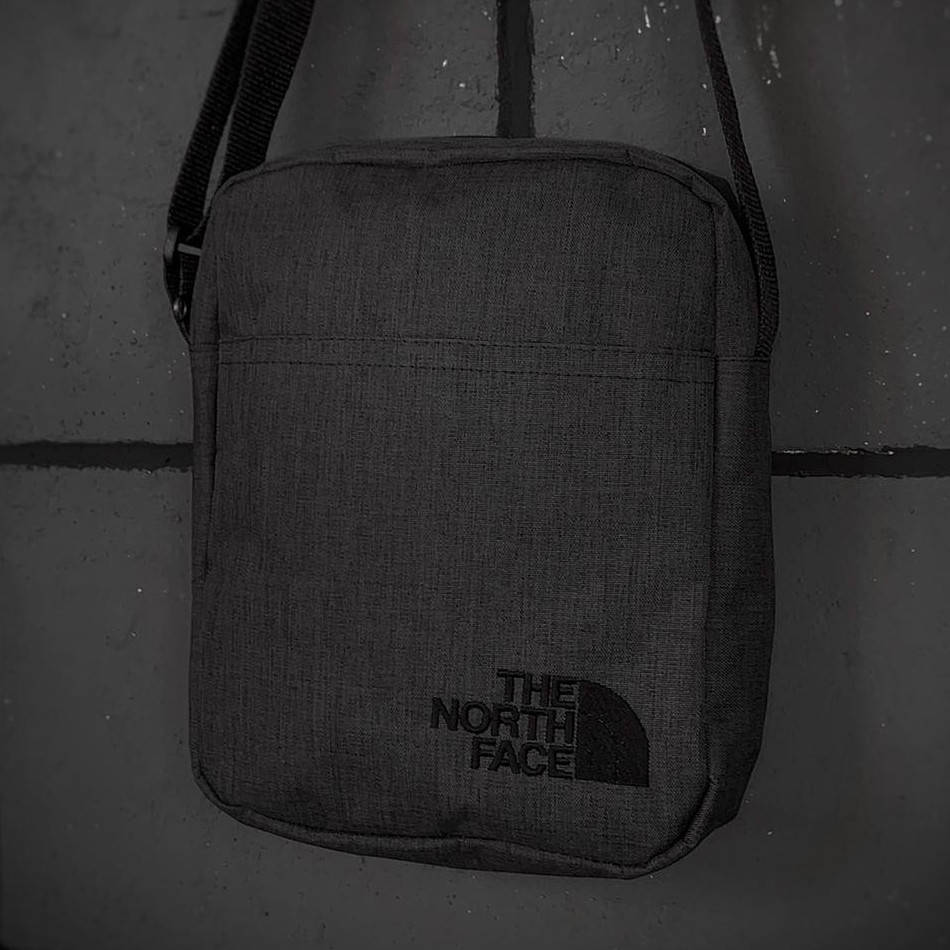 Мужская барсетка The North Face спортивный мессенджер TNF темно-серый меланж тканевая сумка через плечо ТНФ
Мужская барсетка The North Face спортивный мессенджер TNF темно-серый меланж тканевая сумка через плечо ТНФ