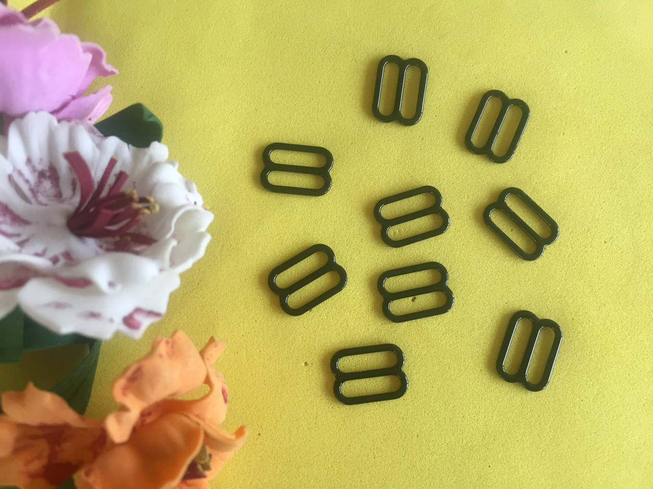 Перетяжка бельевая регулятор металл 12мм черный лак восьмерка 1шт
Перетяжка бельевая регулятор металл 12мм черный лак восьмерка 1шт