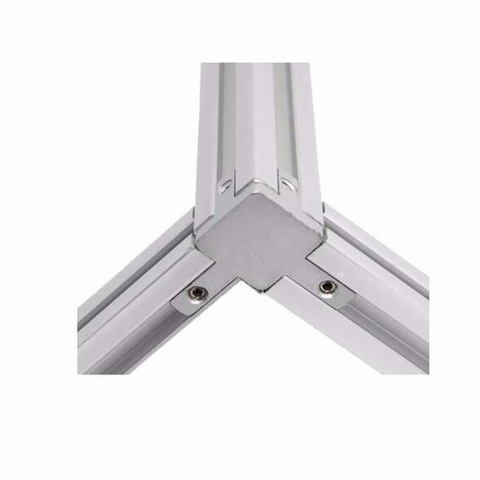 Кутовий з'єднувач 3L20 з гвинтами (угловой соединитель)
Кутовий з'єднувач 3L20 з гвинтами (угловой соединитель)