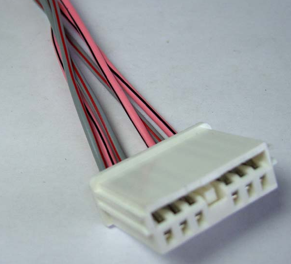 Автомобильный разъём гнездовой 6-ти контактный для заднего фонаря ВАЗ 2105 2107 2108 2019 21099 с проводом
Автомобильный разъём гнездовой 6-ти контактный для заднего фонаря ВАЗ 2105 2107 2108 2019 21099 с проводом