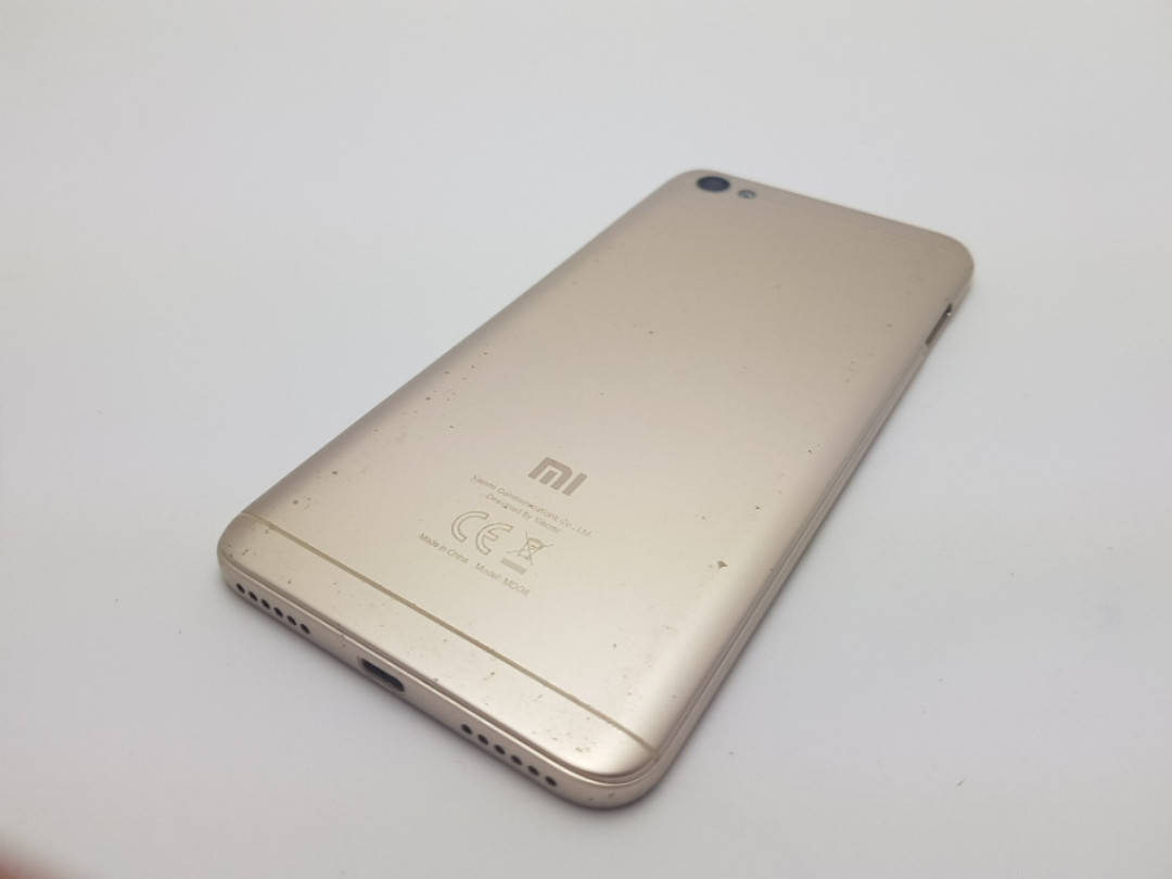 С дефектом. Задняя крышка Xiaomi Redmi Note 5A золото Сервисный оригинал с разборки, Золотистый
С дефектом. Задняя крышка Xiaomi Redmi Note 5A золото Сервисный оригинал с разборки, Золотистый