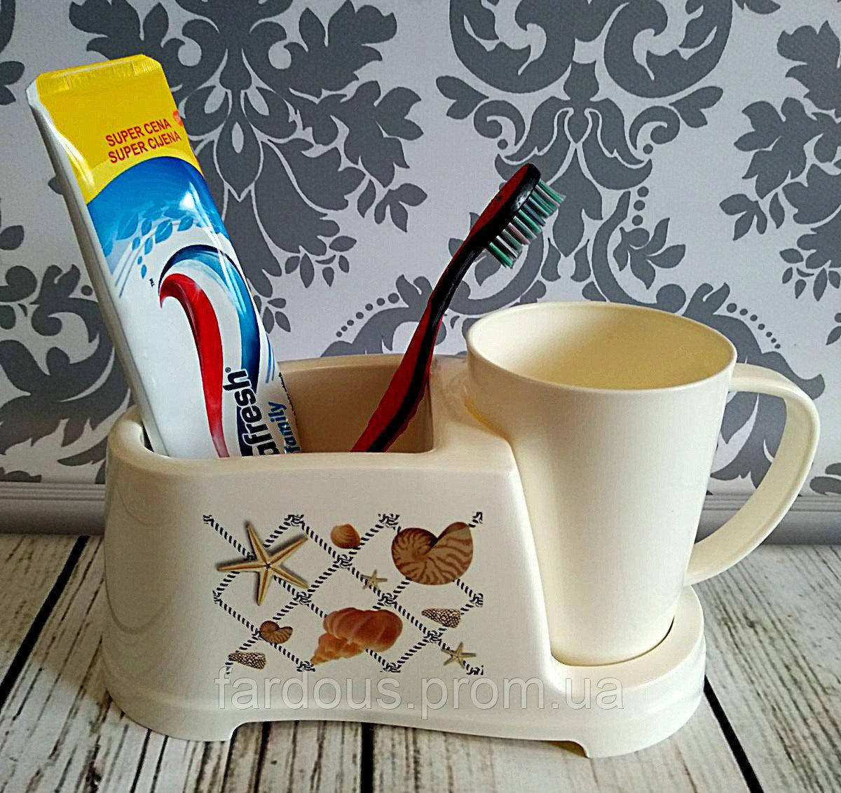 Подставка для зубных щёток и пасты со стаканом
Подставка для зубных щёток и пасты со стаканом