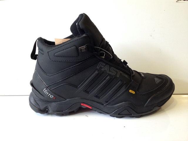 Зимние кроссовки adidas Terrex
