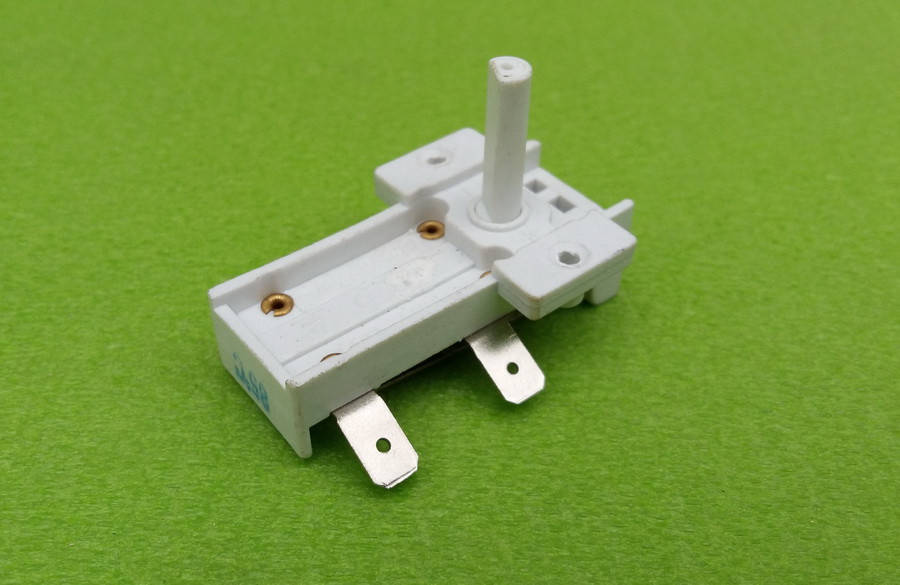 Терморегулятор YT-WNS / 16А / Tmax=80°С (100°С) / 250V / T100 / H стержня=20мм для масляных обогревателей
Терморегулятор YT-WNS / 16А / Tmax=80°С (100°С) / 250V / T100 / H стержня=20мм для масляных обогревателей