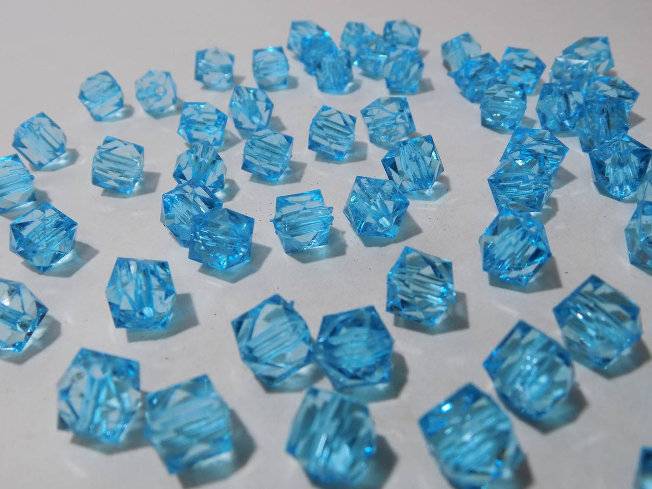 Хрусталики 378# (202#)
Хрусталики 378# (202#)