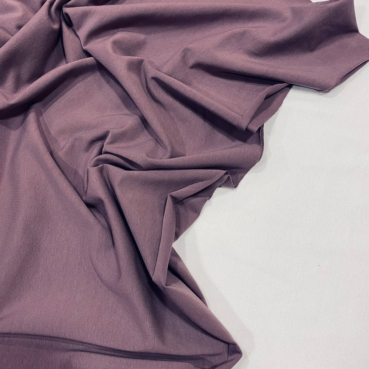 Стрейч кулир Визон темный Состав 95% хлопок 5% эластан для пошива лосин платьев туник футболок маек шапок, Красный
Стрейч кулир Визон темный Состав 95% хлопок 5% эластан для пошива лосин платьев туник футболок маек шапок, Красный