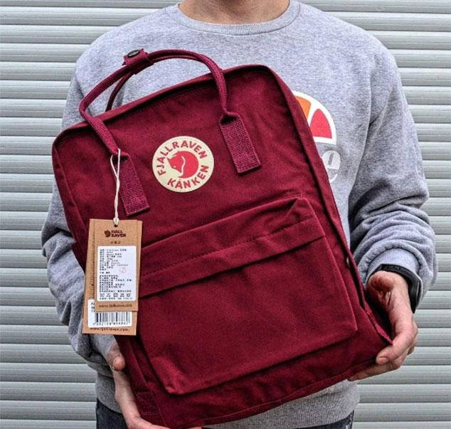 Молодежный Городской Рюкзак Fjallraven Kanken Classic 16л Рюкзак для школы Kanken 16 л Бордовый SPG
Молодежный Городской Рюкзак Fjallraven Kanken Classic 16л Рюкзак для школы Kanken 16 л Бордовый SPG