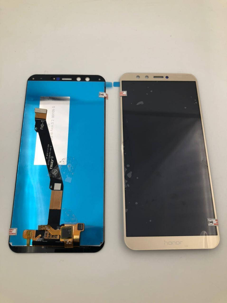 Дисплей для мобильного телефона Huawei Honor 9 Lite/LLD-L31, золотой, с тачскрином, ORIG, Золотистый
Дисплей для мобильного телефона Huawei Honor 9 Lite/LLD-L31, золотой, с тачскрином, ORIG, Золотистый
