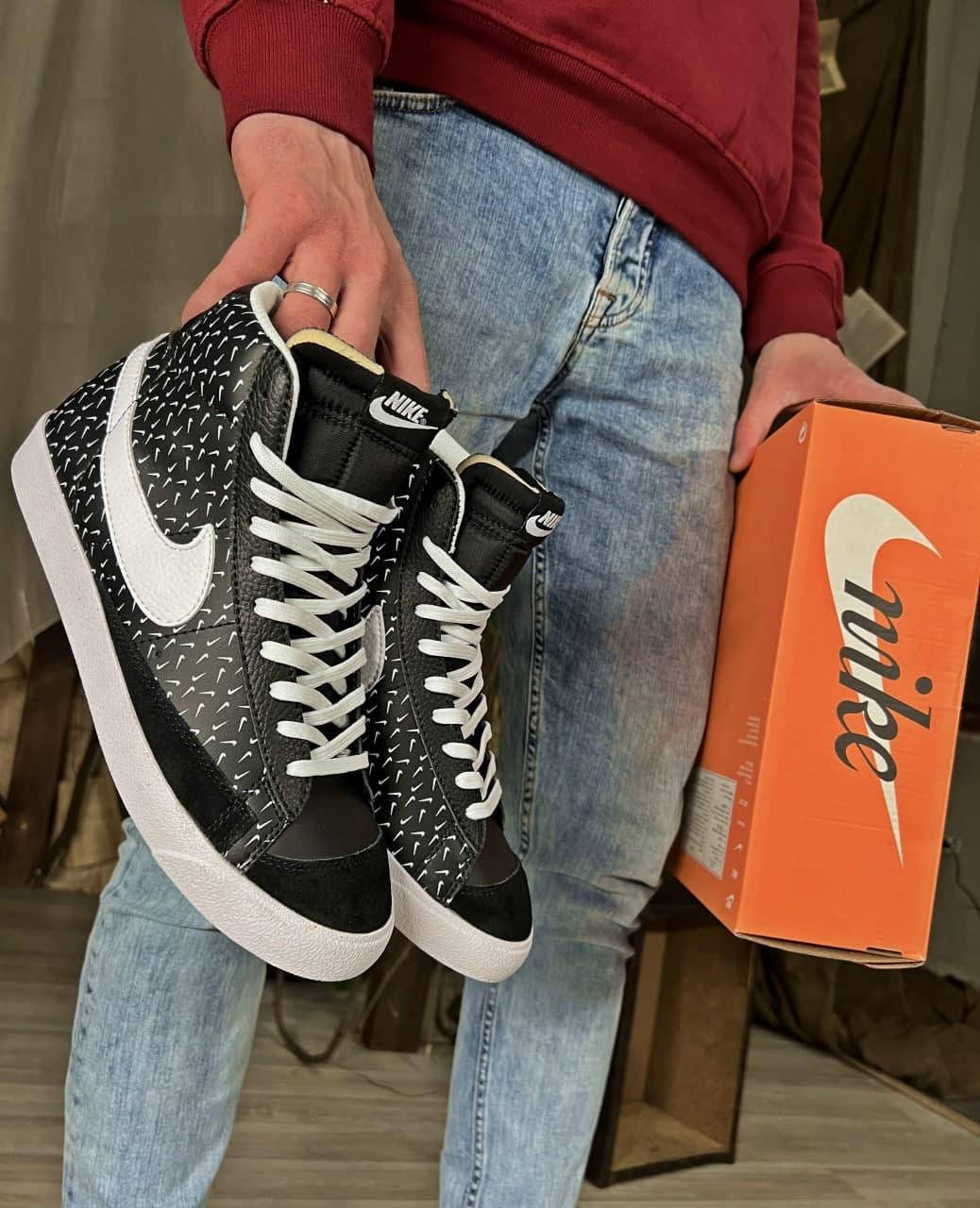 Мужские кроссовки Nike Blazer Mid 77 Black Polka Swoosh / Найк блейзер мид черные, Черный
Мужские кроссовки Nike Blazer Mid 77 Black Polka Swoosh / Найк блейзер мид черные, Черный