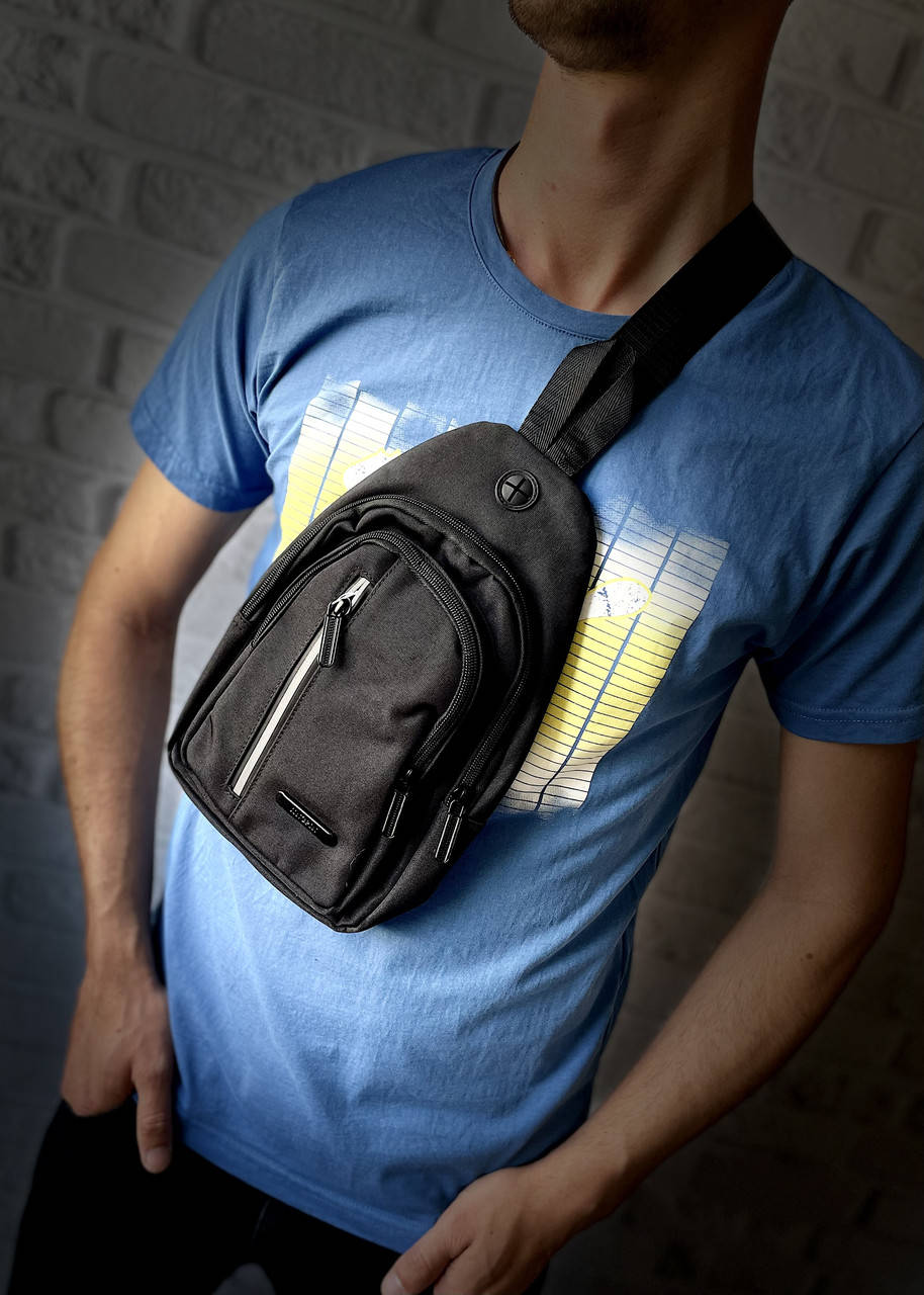 Стильная мужская нагрудная сумка Cross Body через плечо (Кросс Боди) черная бананка слинг, Черный
Стильная мужская нагрудная сумка Cross Body через плечо (Кросс Боди) черная бананка слинг, Черный