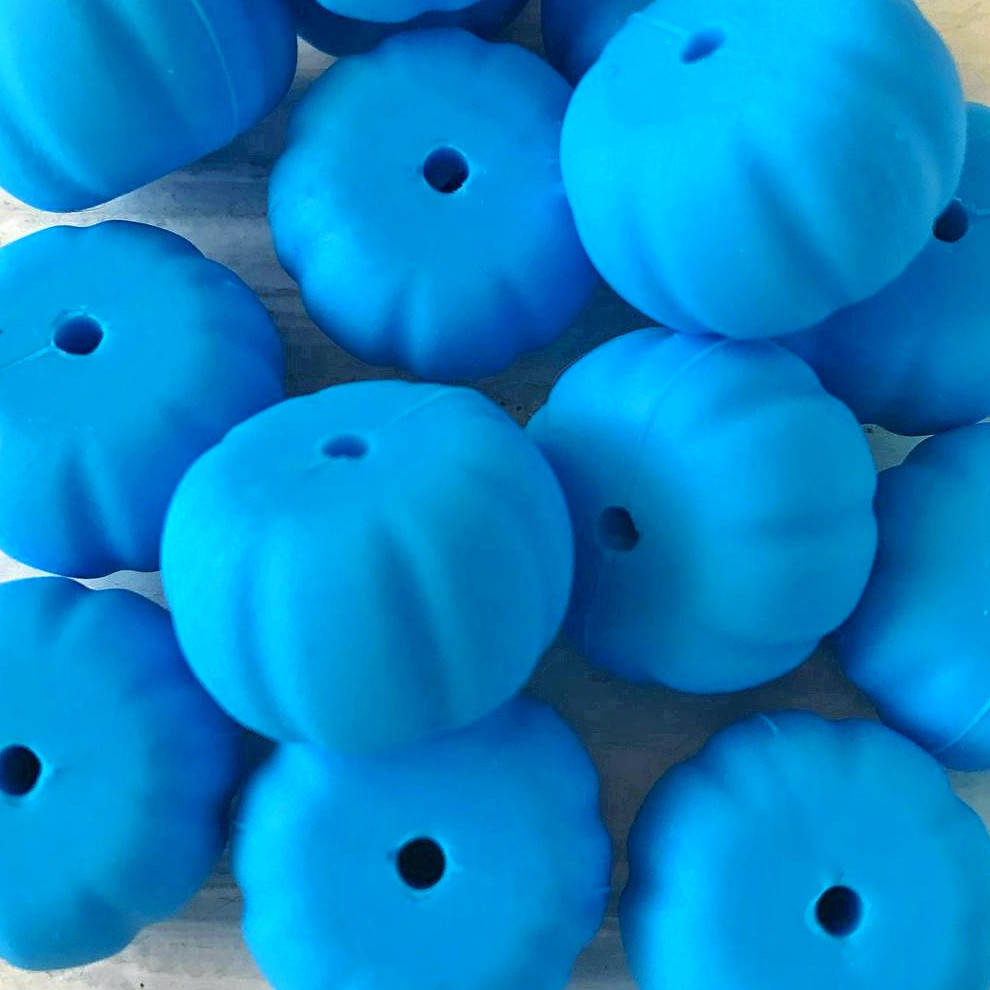 Тыковка бусина силиконовая Голубой яркий
Тыковка бусина силиконовая Голубой яркий