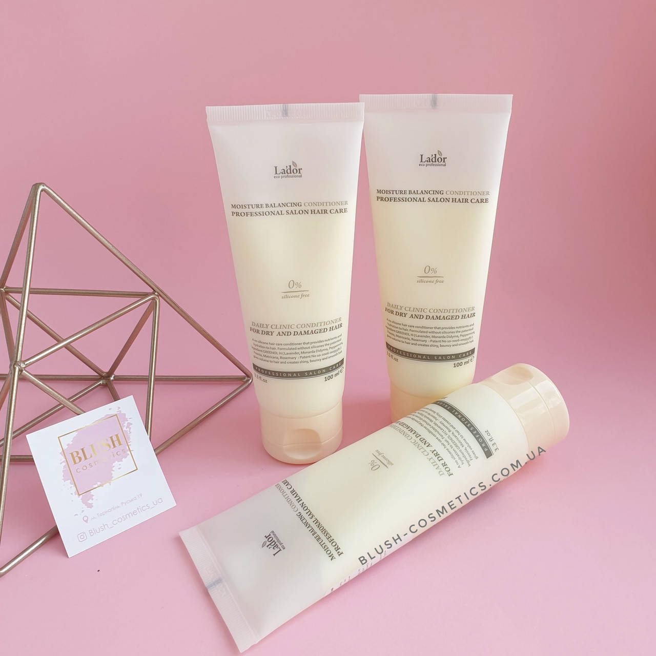 Зволожуючий бальзам для сухого і пошкодженого волосся La'dor Moisture Balansing Conditioner 100ml
Зволожуючий бальзам для сухого і пошкодженого волосся La'dor Moisture Balansing Conditioner 100ml