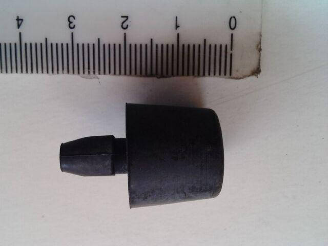 Отбойник (буфер) петли крышки багажника Lanos, "GM" (96185310)
Отбойник (буфер) петли крышки багажника Lanos, "GM" (96185310)