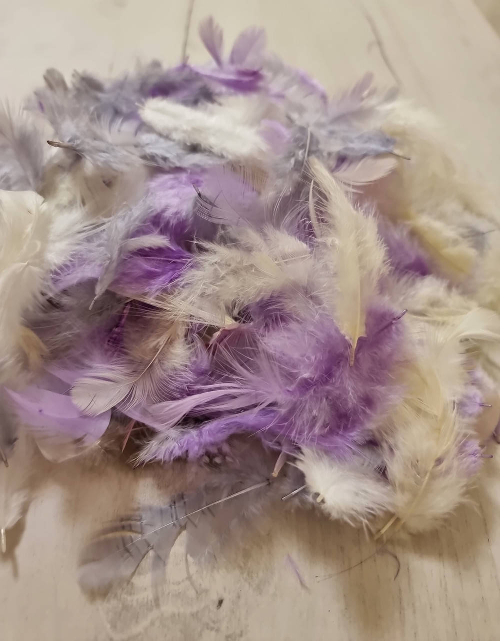 Перья микс айвори, серого и розового, Разные цвета 
Перья микс айвори, серого и розового, Разные цвета