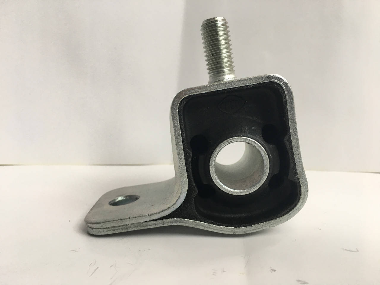 Сайлентблок переднего рычага задний Samand (Саманд) Sasic (Франция)
Сайлентблок переднего рычага задний Samand (Саманд) Sasic (Франция)