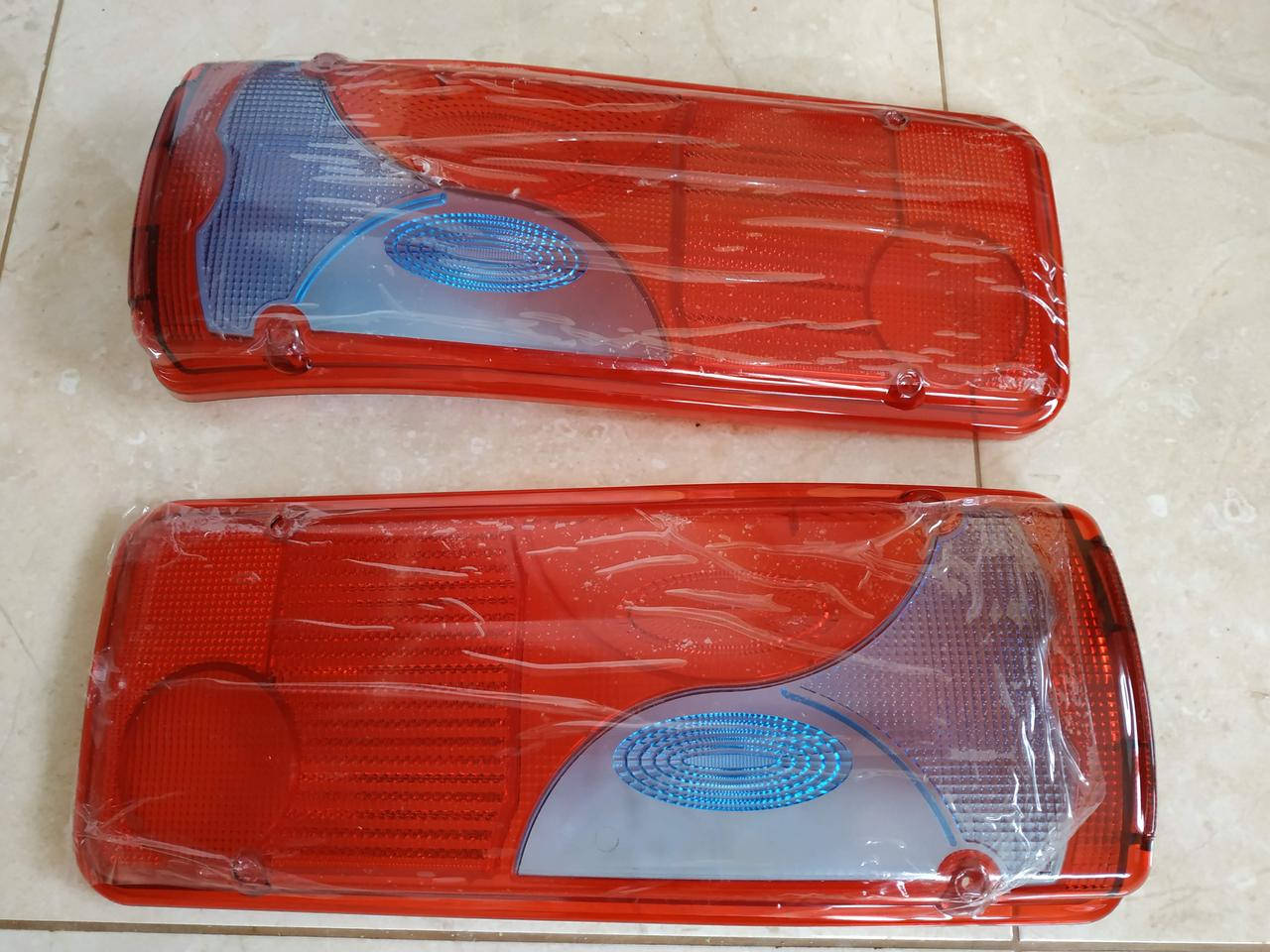 Стекло фонаря заднего MAN TGA TGL TGM 2005- 81252296059 81252296060 81252256550 81252256551
Стекло фонаря заднего MAN TGA TGL TGM 2005- 81252296059 81252296060 81252256550 81252256551