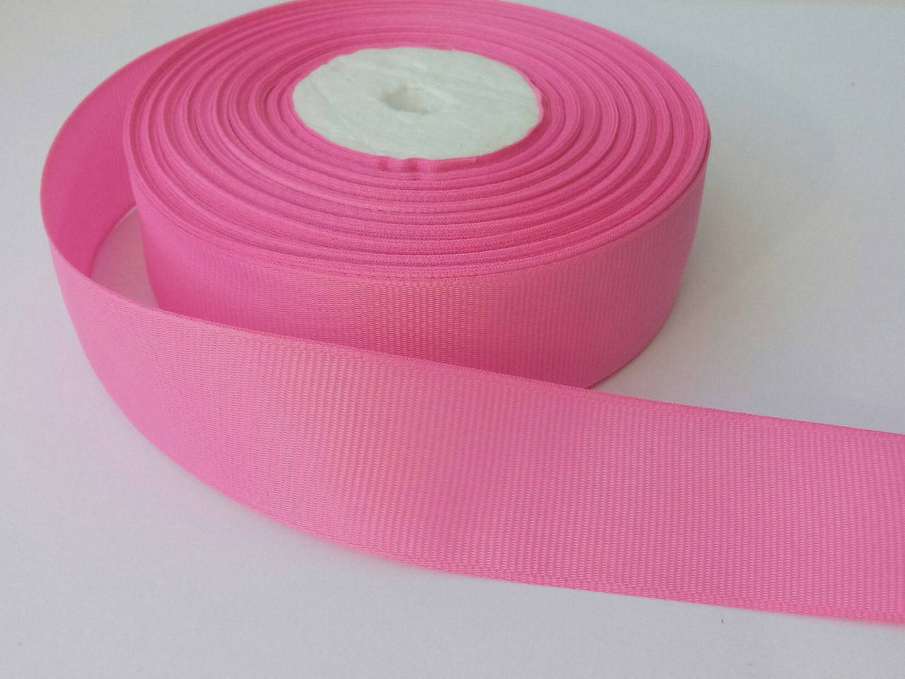Лента репсовая 2,5 см розовая
Лента репсовая 2,5 см розовая