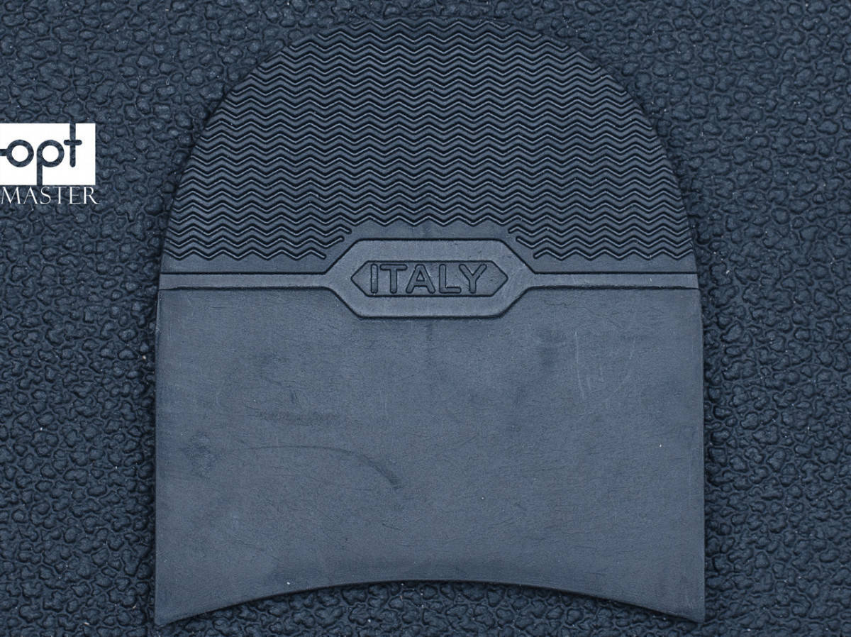 Набойка резиновая мужская ITALY (Китай), т. 7.0 мм, р.5, цв. черный УЦЕНКА 
Набойка резиновая мужская ITALY (Китай), т. 7.0 мм, р.5, цв. черный УЦЕНКА